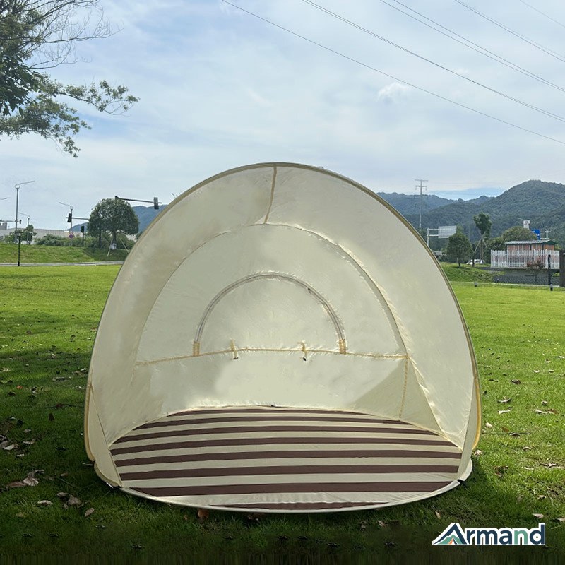 Pop-up beach shelter front opening with mesh panels — Armand Outdoor OEM